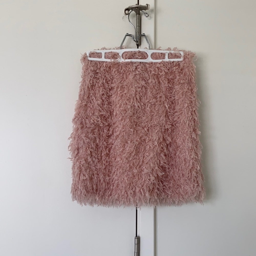 Pink rug skirt